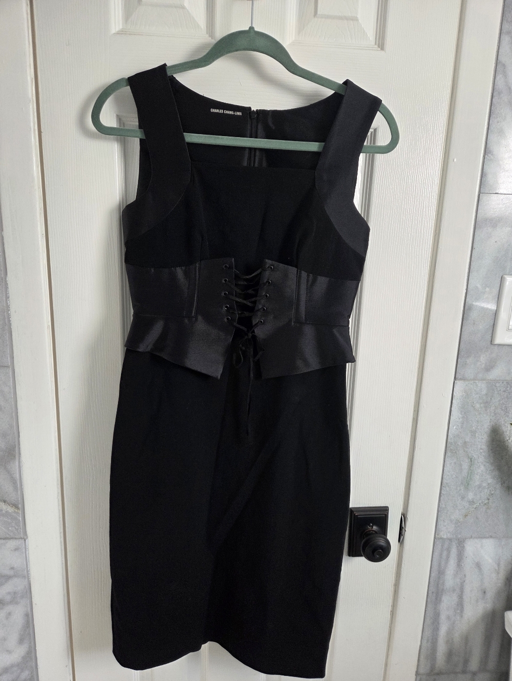 Black Lace-Up Waist Midi Dress by Charles Henry